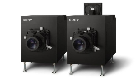 Цифровой проектор Sony SRX-R815DS